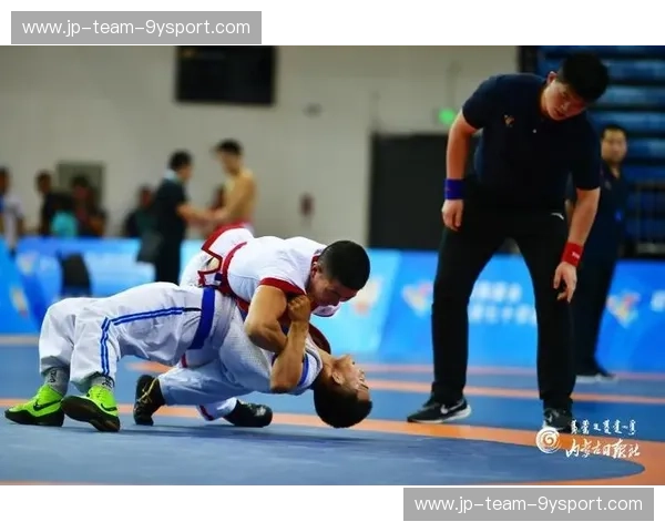 分析摔跤：从技艺到心态，解密垫上胜利